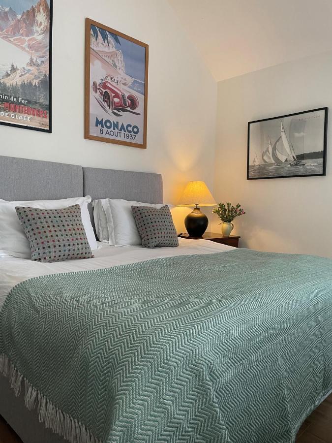Stunning Cabin With Incredible Views Near Goodwood Rogate Eksteriør bilde